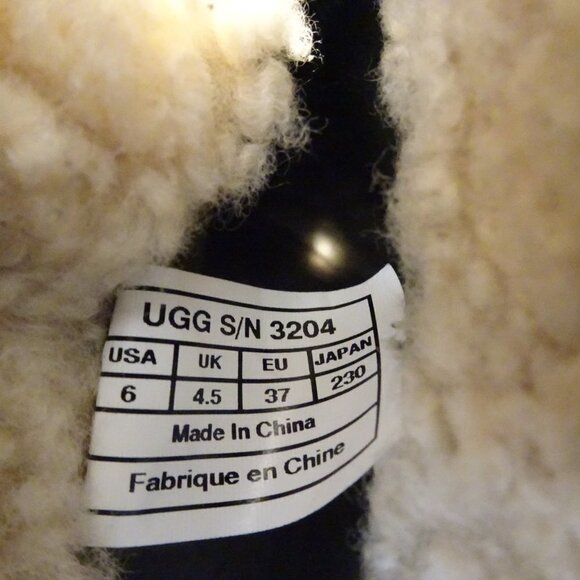 UGG Australia Brown Leather 3204 Boots Booties Sz 6 Sheepskin Fold Down Heels - Picture 7 of 9